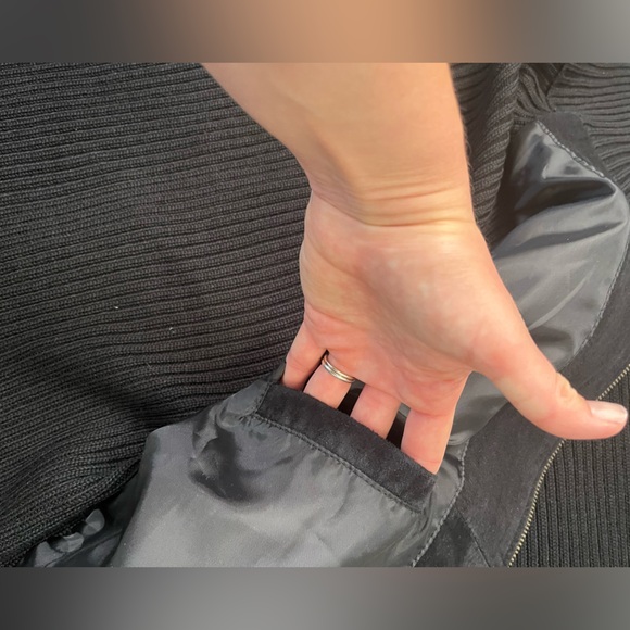 Cezani Rib Knit 100% Suede and Wool Blend Sweater Jacket - Picture 7 of 12